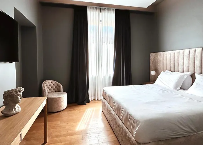 Konukevi Residenza Imperiale - Trevi 4*